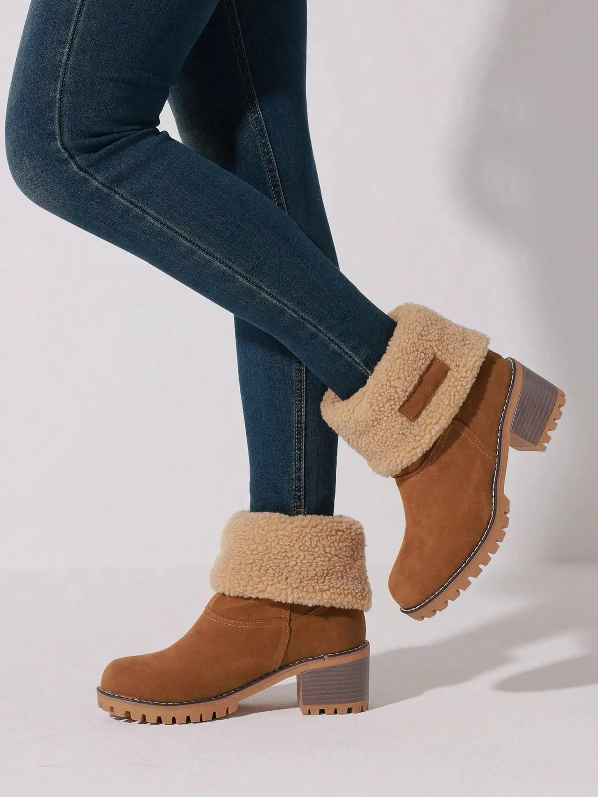 Winter Faux Fur Snow Boots For Women Platform Block Chunky Heels Pull On Comfortable Outdoor Suede Warm Boots